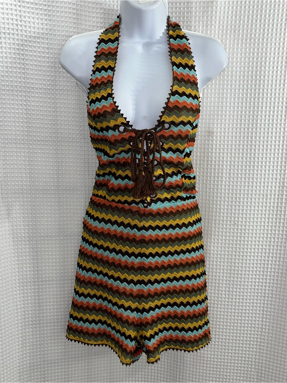 Fashion Nova Multicolor Zigzag Halter Knit Romper size large (NWT)